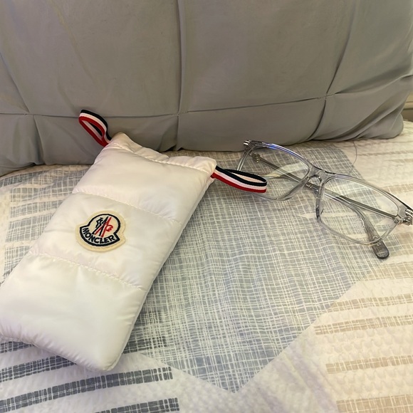 Moncler - Picture 9 of 15